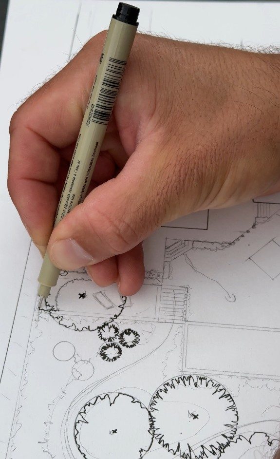 Esquisse au crayon remise au propre avant la mise en couleur, lors d’un conseil d’aménagement